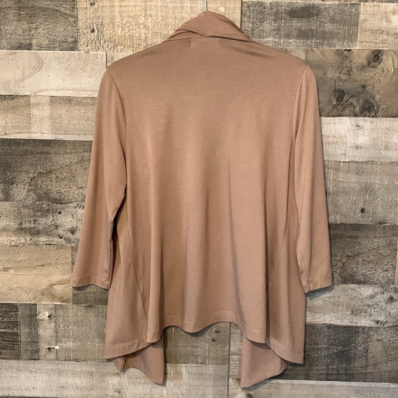 August Silk Open Jacket with draped front - Picture 14 of 16